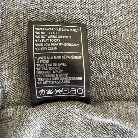 Cupcakes and Cashmere Heather Gray Off Shoulder Top Size Small - Picture 8 of 11